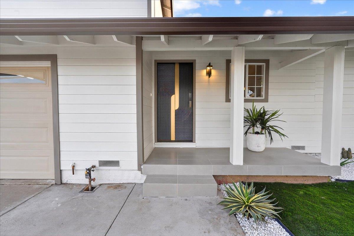 Detail Gallery Image 4 of 41 For 1980 Foxworthy Ave, San Jose,  CA 95124 - 4 Beds | 3 Baths