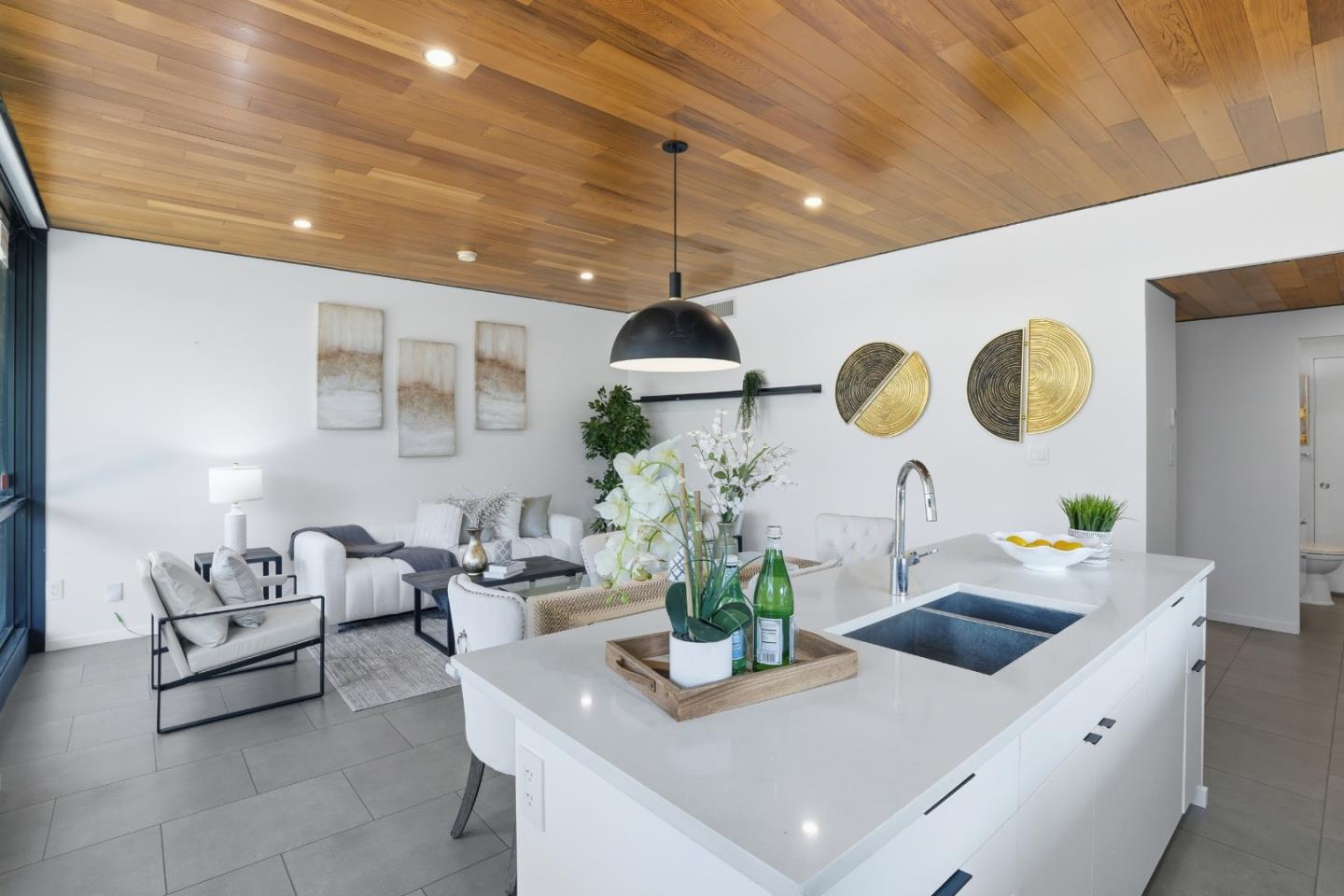 Detail Gallery Image 13 of 73 For 2260 Clarke Ave, East Palo Alto,  CA 94303 - 4 Beds | 3 Baths