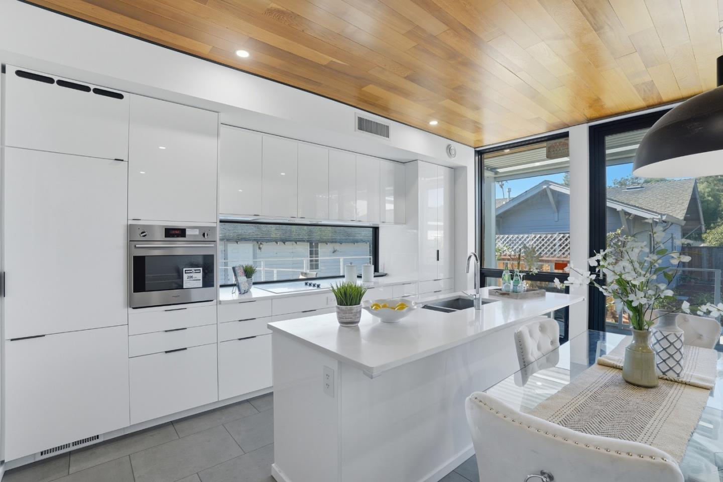 Detail Gallery Image 15 of 73 For 2260 Clarke Ave, East Palo Alto,  CA 94303 - 4 Beds | 3 Baths