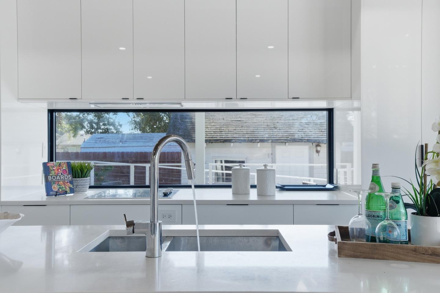 Detail Gallery Image 20 of 73 For 2260 Clarke Ave, East Palo Alto,  CA 94303 - 4 Beds | 3 Baths