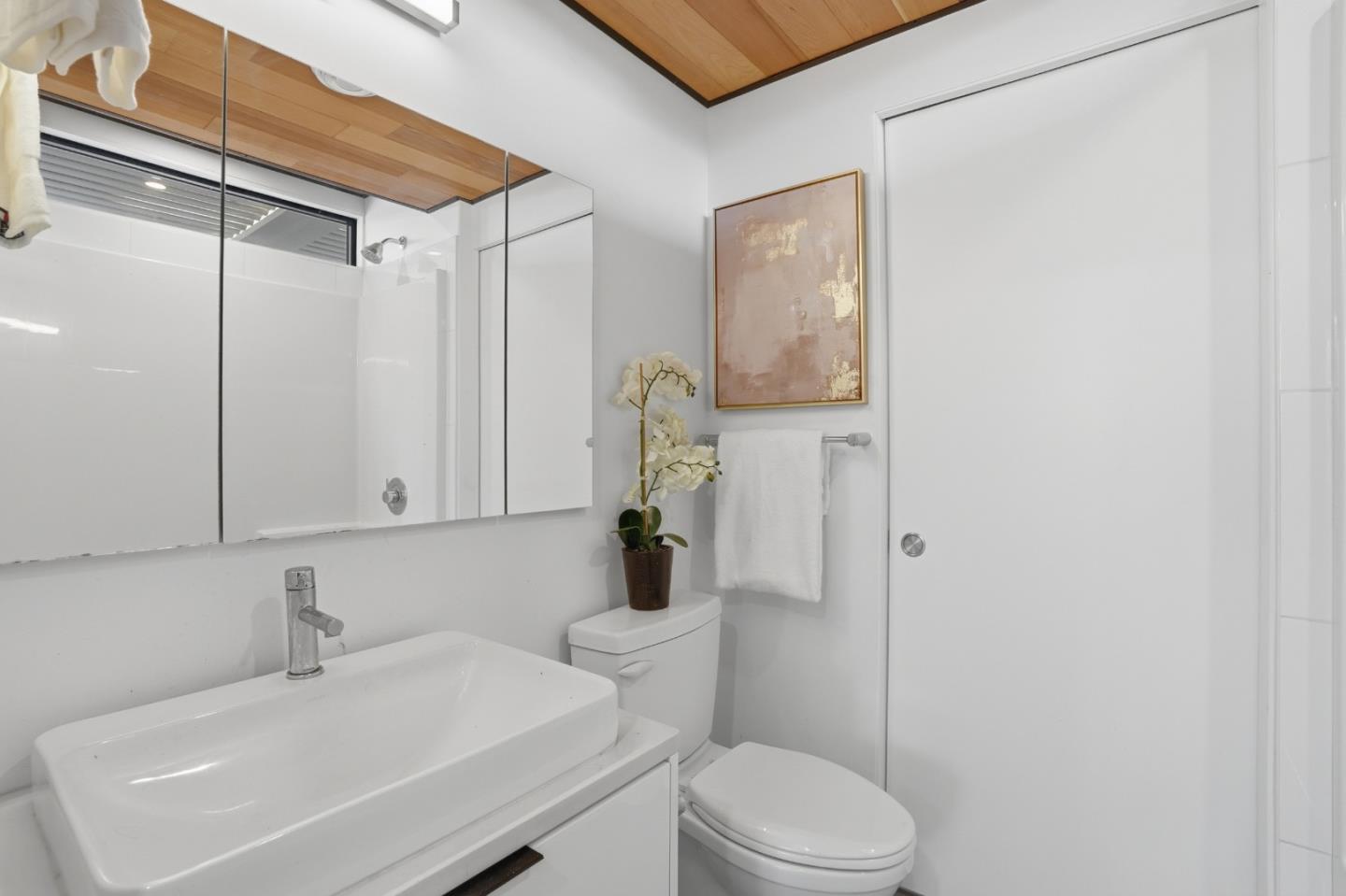 Detail Gallery Image 25 of 73 For 2260 Clarke Ave, East Palo Alto,  CA 94303 - 4 Beds | 3 Baths