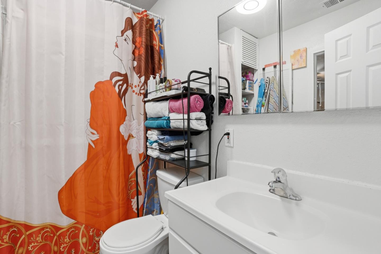 Detail Gallery Image 47 of 73 For 2260 Clarke Ave, East Palo Alto,  CA 94303 - 4 Beds | 3 Baths