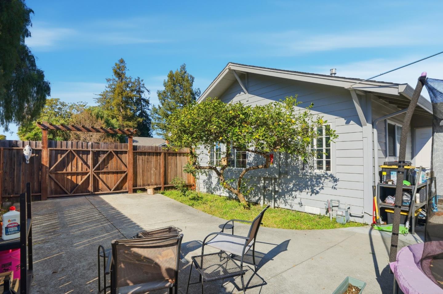 Detail Gallery Image 56 of 73 For 2260 Clarke Ave, East Palo Alto,  CA 94303 - 4 Beds | 3 Baths