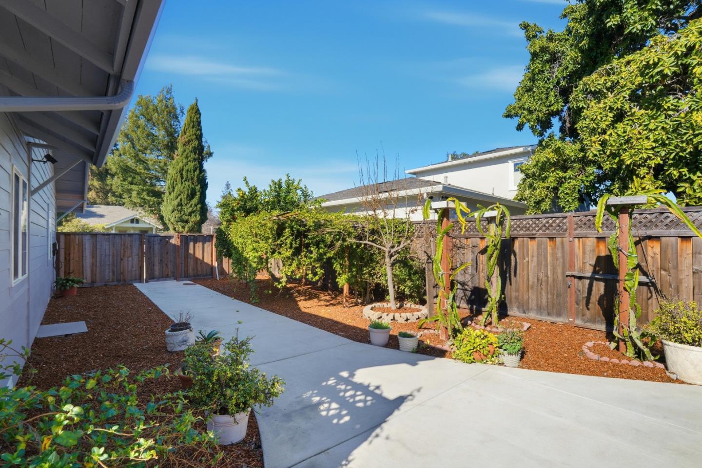 Detail Gallery Image 59 of 73 For 2260 Clarke Ave, East Palo Alto,  CA 94303 - 4 Beds | 3 Baths