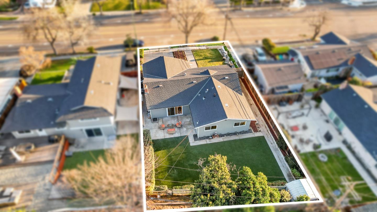 Detail Gallery Image 2 of 18 For 3365 Suncrest Ave, San Jose,  CA 95132 - 3 Beds | 2 Baths