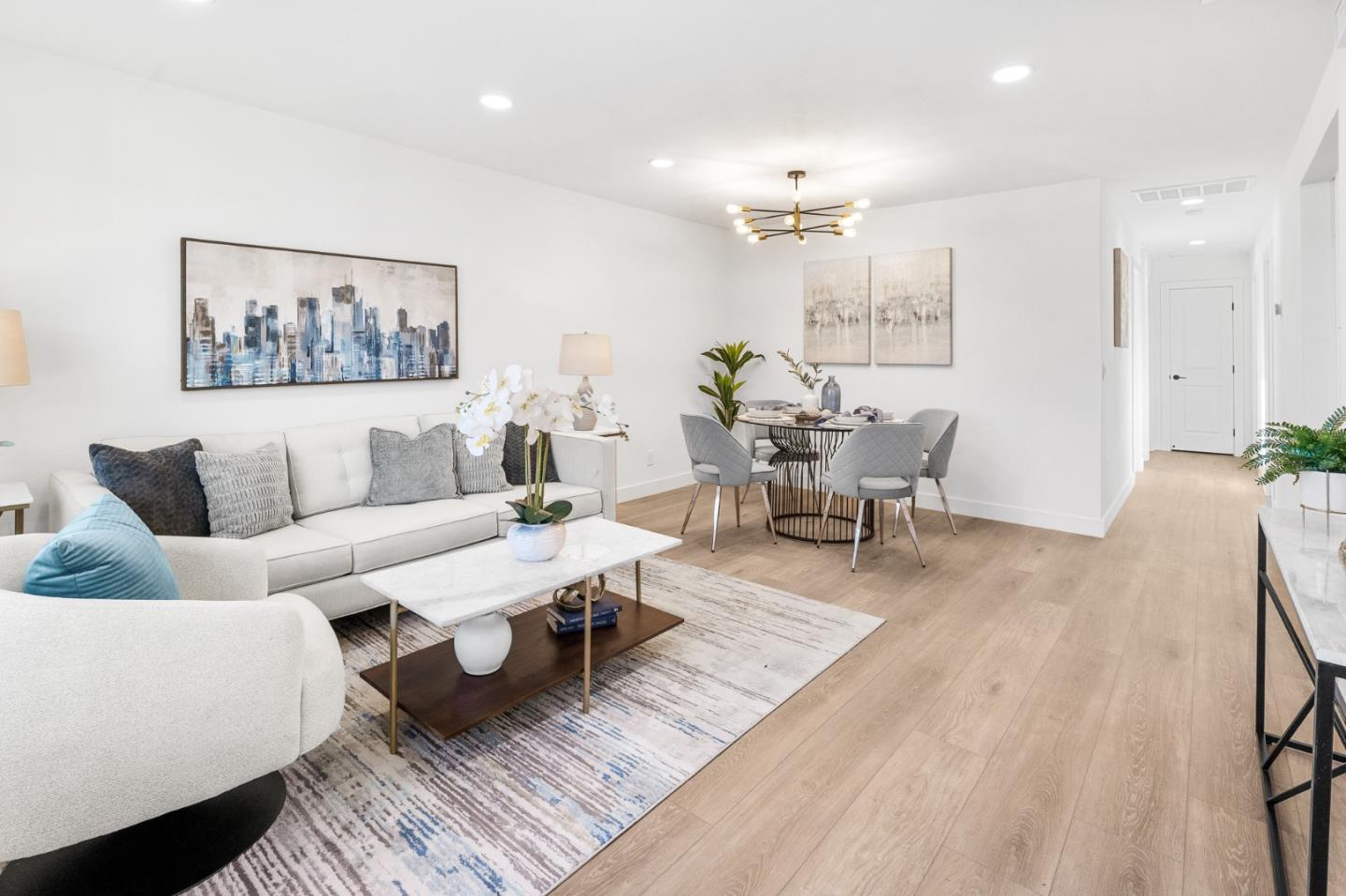 Detail Gallery Image 4 of 18 For 3365 Suncrest Ave, San Jose,  CA 95132 - 3 Beds | 2 Baths