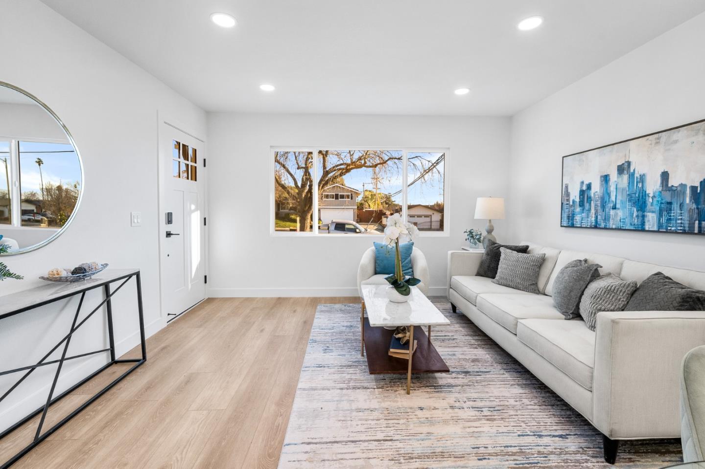 Detail Gallery Image 5 of 18 For 3365 Suncrest Ave, San Jose,  CA 95132 - 3 Beds | 2 Baths