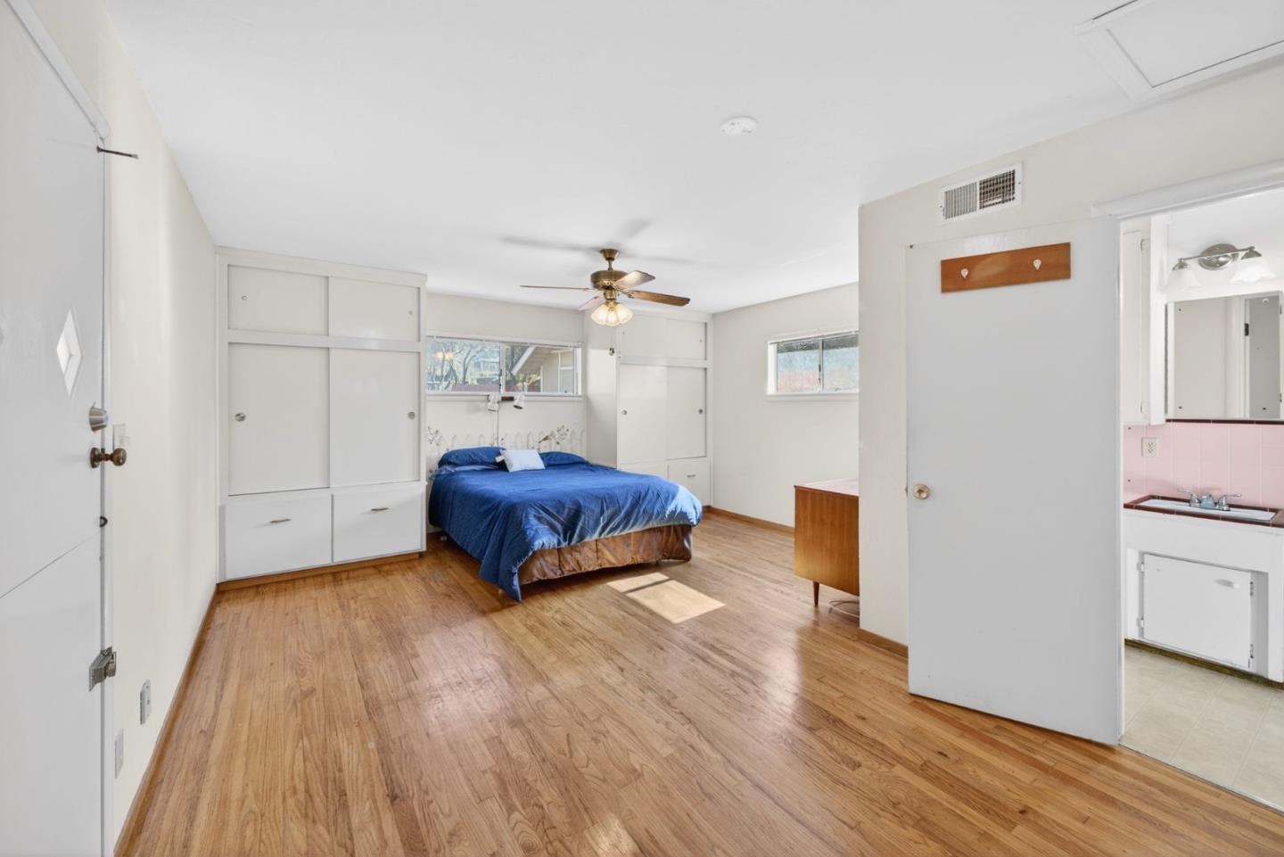 Detail Gallery Image 21 of 33 For 16000 Blossom Hill Rd, Los Gatos,  CA 95032 - 3 Beds | 2 Baths