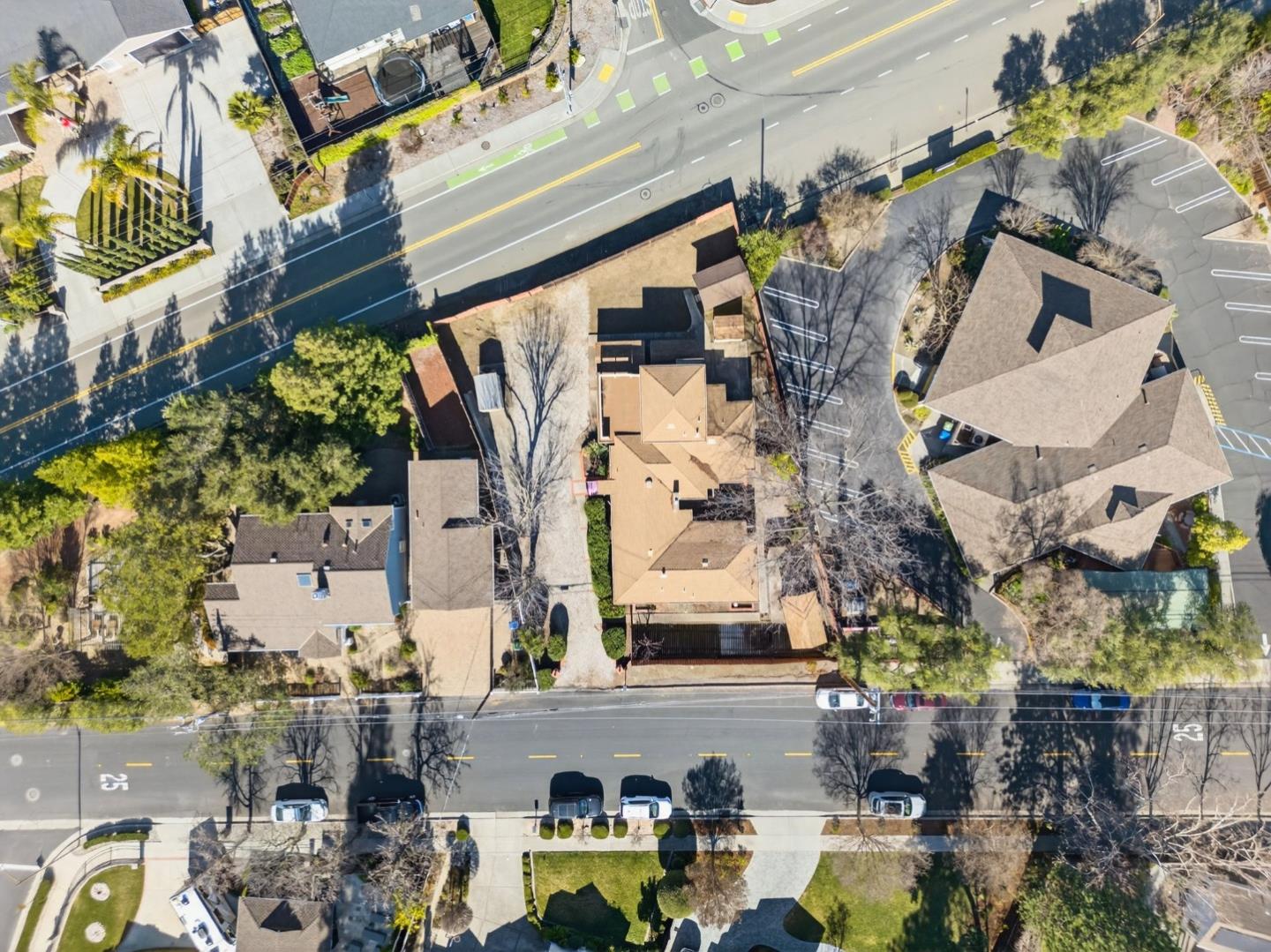 Detail Gallery Image 7 of 33 For 16000 Blossom Hill Rd, Los Gatos,  CA 95032 - 3 Beds | 2 Baths