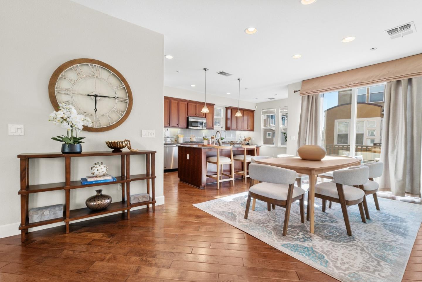 Detail Gallery Image 20 of 62 For 3541 Stout Pl, Santa Clara,  CA 95051 - 3 Beds | 3/1 Baths