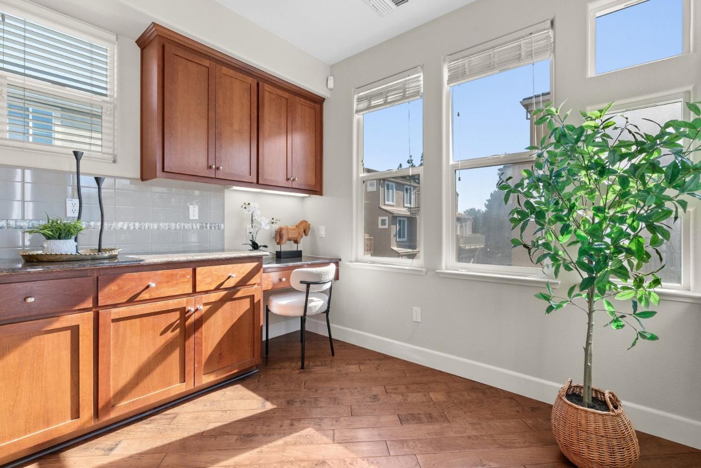 Detail Gallery Image 34 of 62 For 3541 Stout Pl, Santa Clara,  CA 95051 - 3 Beds | 3/1 Baths