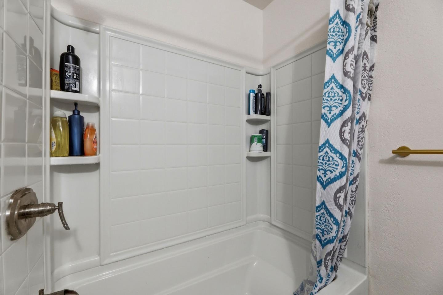 Detail Gallery Image 18 of 33 For 1008 N Abbott Ave, Milpitas,  CA 95035 - 2 Beds | 1 Baths