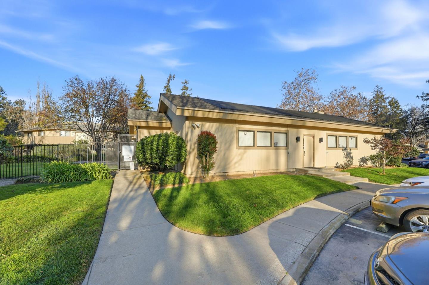 Detail Gallery Image 31 of 33 For 1008 N Abbott Ave, Milpitas,  CA 95035 - 2 Beds | 1 Baths