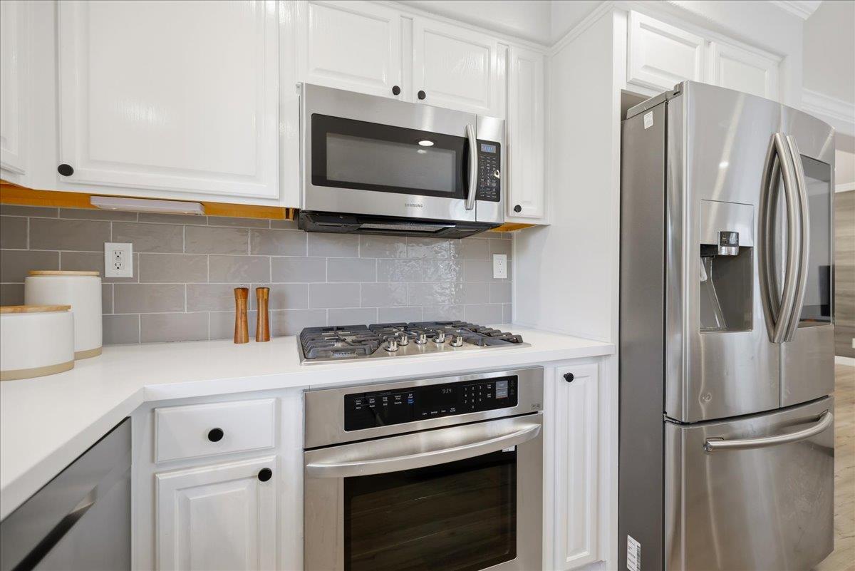 Detail Gallery Image 22 of 68 For 3066 Nattinger Ln, San Jose,  CA 95125 - 3 Beds | 2/1 Baths