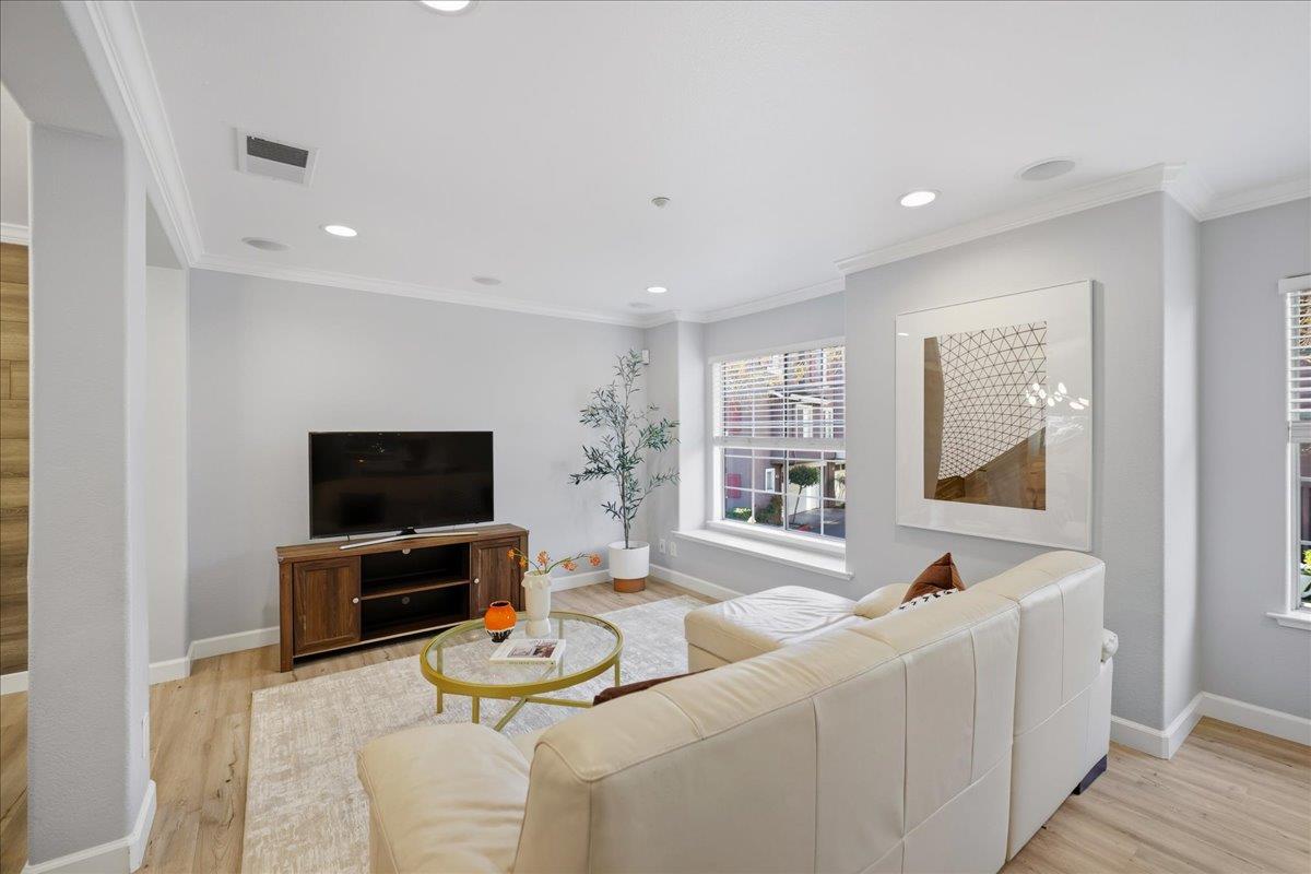 Detail Gallery Image 28 of 68 For 3066 Nattinger Ln, San Jose,  CA 95125 - 3 Beds | 2/1 Baths