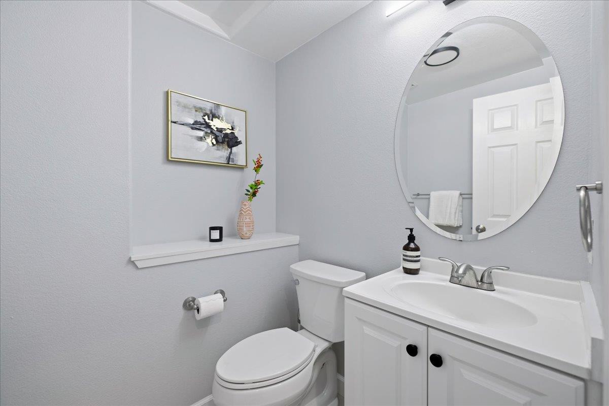 Detail Gallery Image 33 of 68 For 3066 Nattinger Ln, San Jose,  CA 95125 - 3 Beds | 2/1 Baths