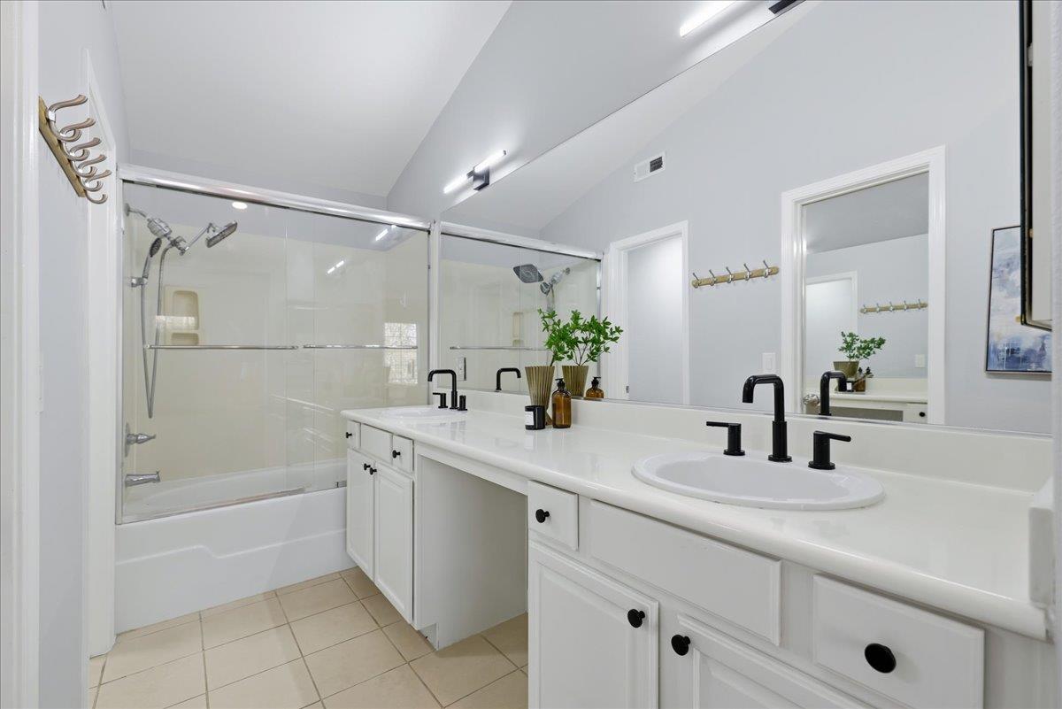 Detail Gallery Image 48 of 68 For 3066 Nattinger Ln, San Jose,  CA 95125 - 3 Beds | 2/1 Baths