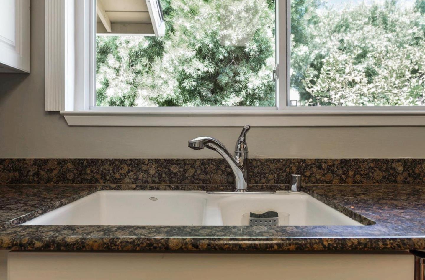 Detail Gallery Image 15 of 32 For 6558 Crown Blvd, San Jose,  CA 95120 - 3 Beds | 2 Baths