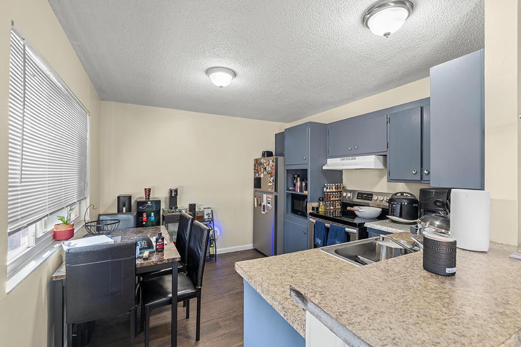 Detail Gallery Image 11 of 19 For 25039 Cypress Ave, Hayward,  CA 94544 - – Beds | – Baths