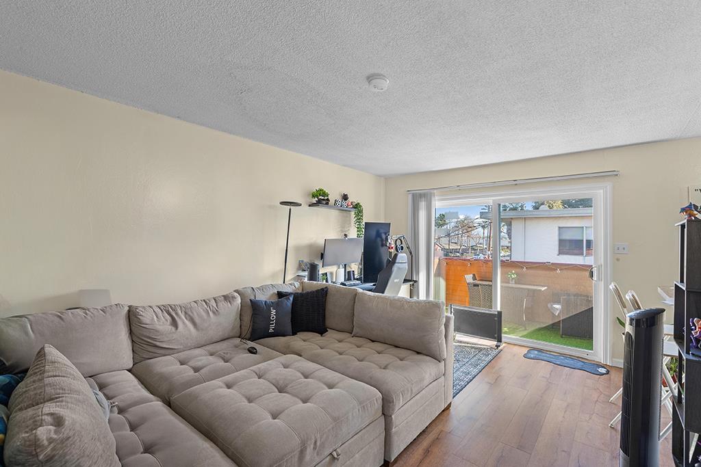 Detail Gallery Image 14 of 19 For 25039 Cypress Ave, Hayward,  CA 94544 - – Beds | – Baths