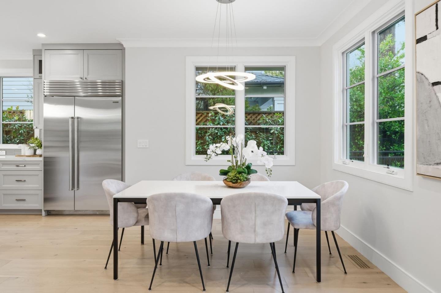 Detail Gallery Image 19 of 62 For 909 Waverley St, Palo Alto,  CA 94301 - 6 Beds | 6/1 Baths