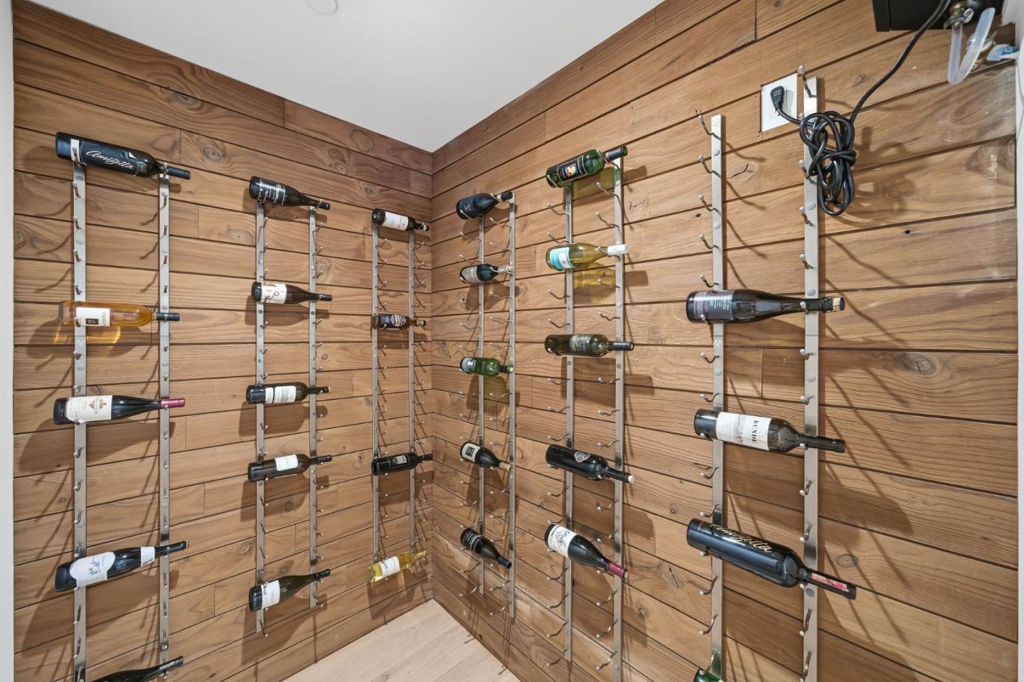 Detail Gallery Image 45 of 62 For 909 Waverley St, Palo Alto,  CA 94301 - 6 Beds | 6/1 Baths