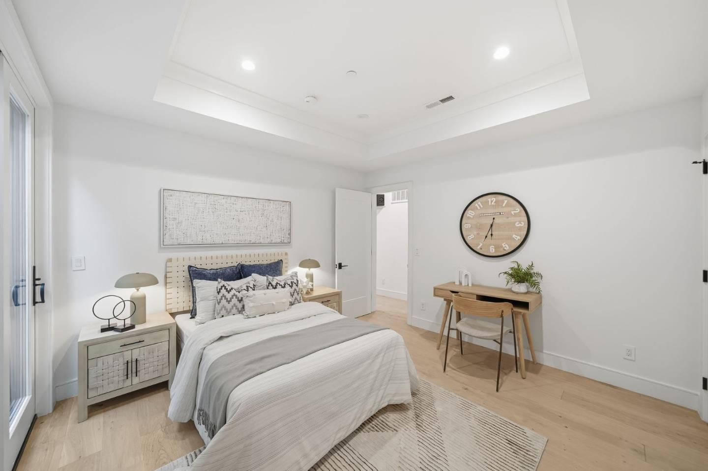 Detail Gallery Image 47 of 62 For 909 Waverley St, Palo Alto,  CA 94301 - 6 Beds | 6/1 Baths