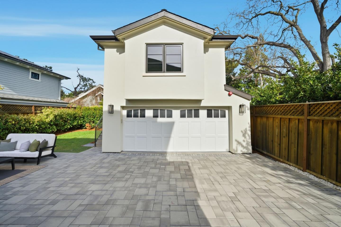 Detail Gallery Image 59 of 62 For 909 Waverley St, Palo Alto,  CA 94301 - 6 Beds | 6/1 Baths