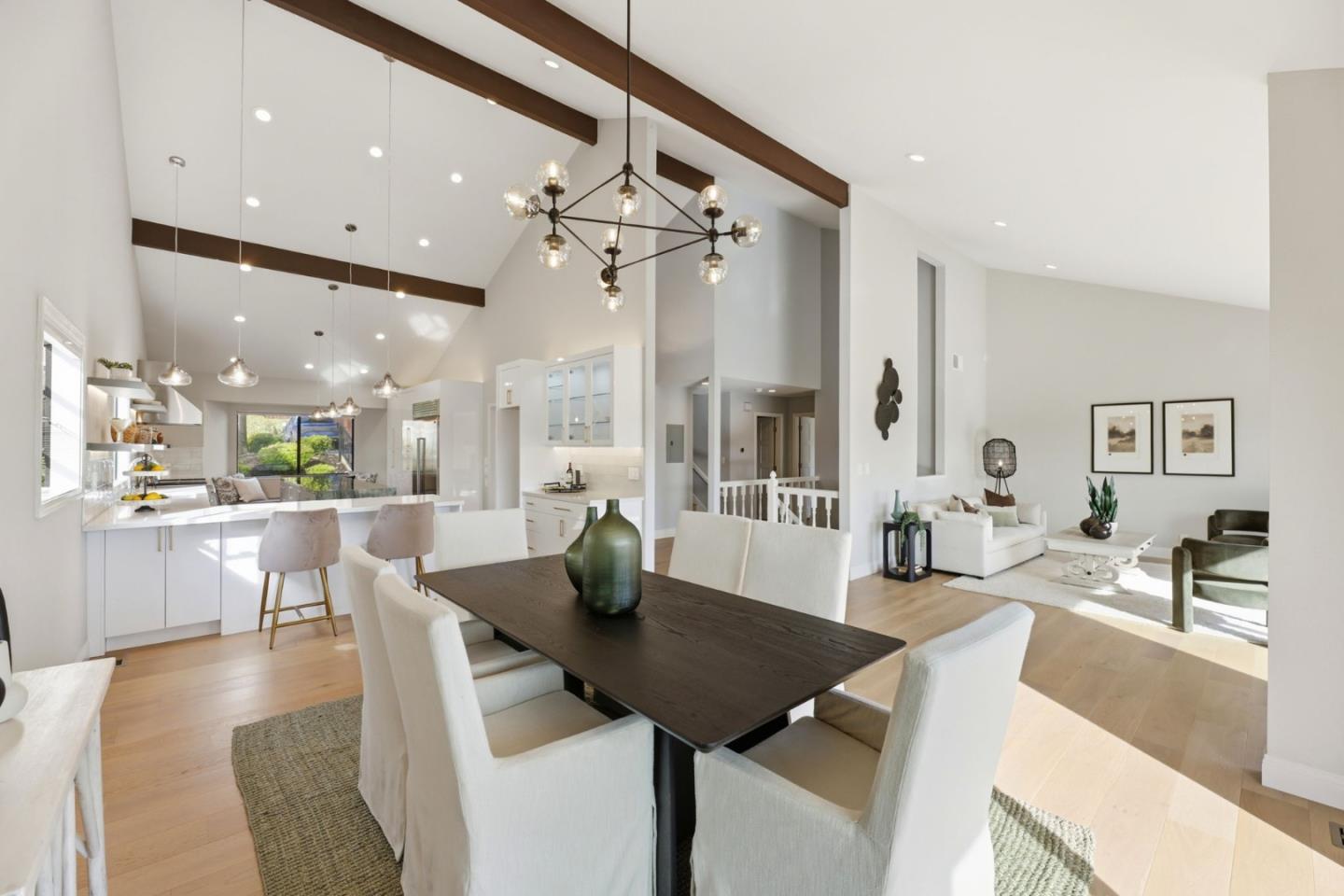 Detail Gallery Image 8 of 67 For 118 Merion Ter, Moraga,  CA 94556 - 4 Beds | 2/1 Baths