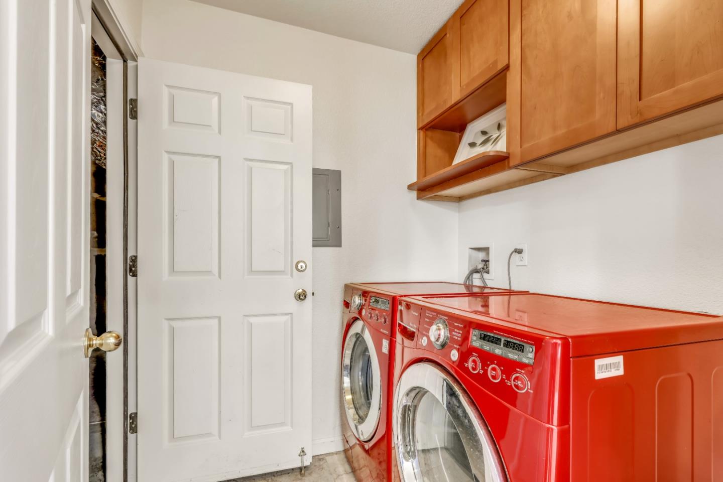 Detail Gallery Image 18 of 49 For 1293 Amber Ct, San Leandro,  CA 94577 - 3 Beds | 2/1 Baths