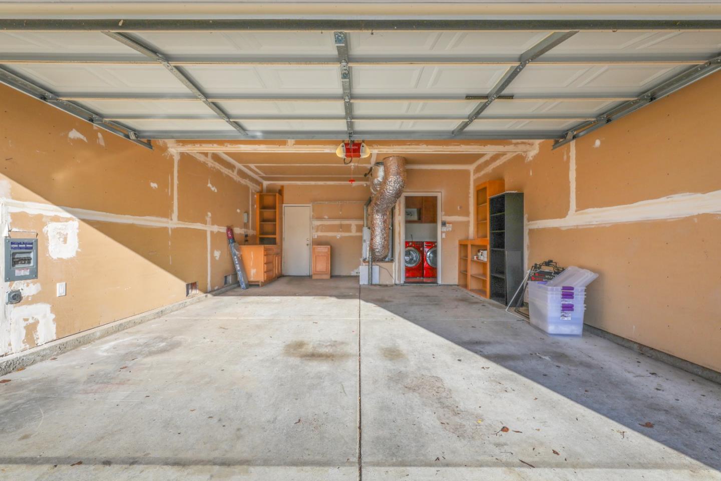 Detail Gallery Image 33 of 49 For 1293 Amber Ct, San Leandro,  CA 94577 - 3 Beds | 2/1 Baths