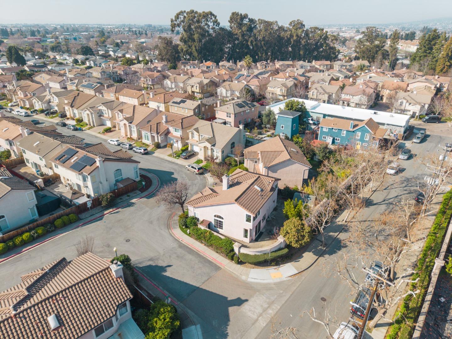 Detail Gallery Image 47 of 49 For 1293 Amber Ct, San Leandro,  CA 94577 - 3 Beds | 2/1 Baths