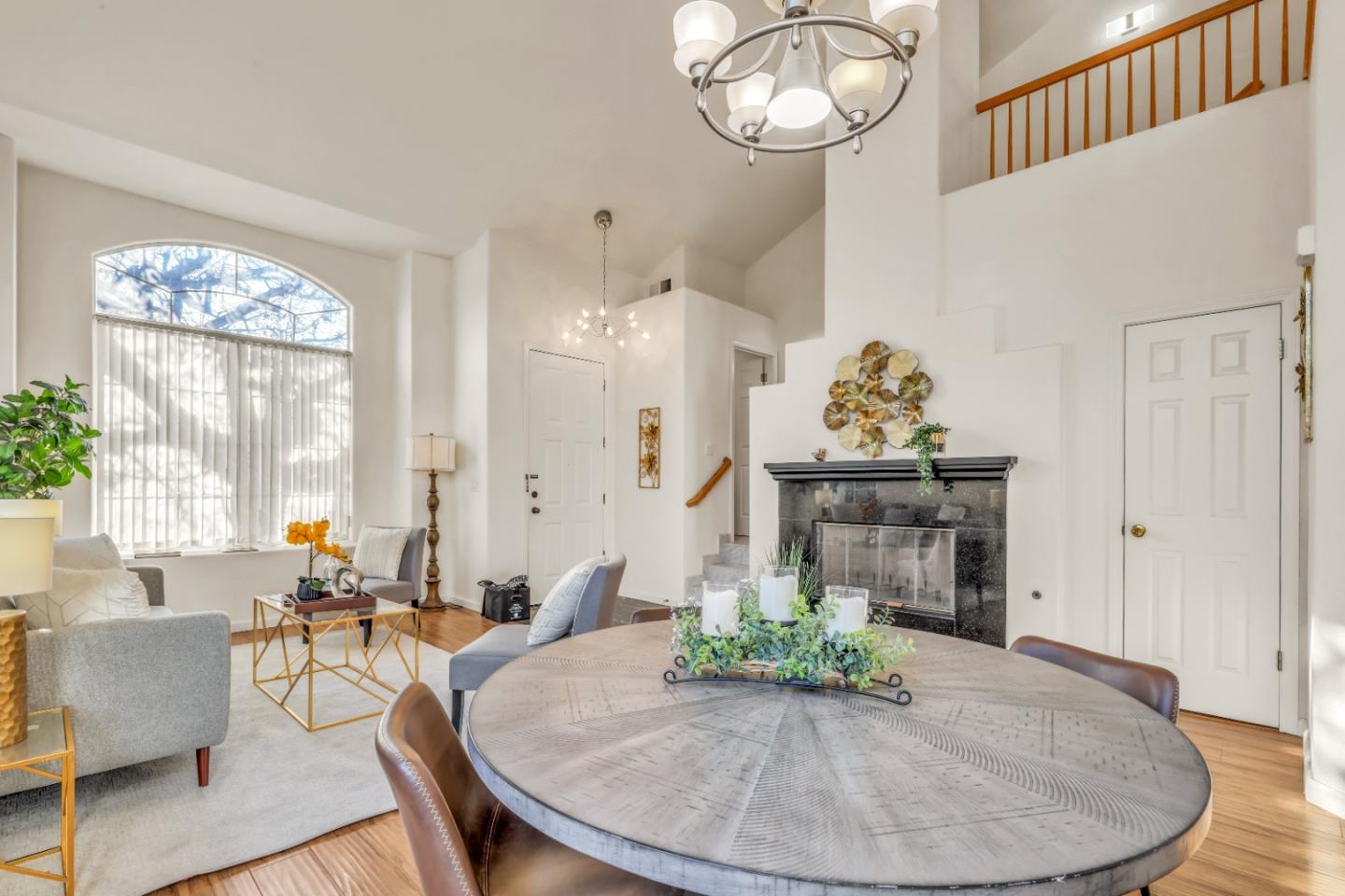 Detail Gallery Image 6 of 49 For 1293 Amber Ct, San Leandro,  CA 94577 - 3 Beds | 2/1 Baths