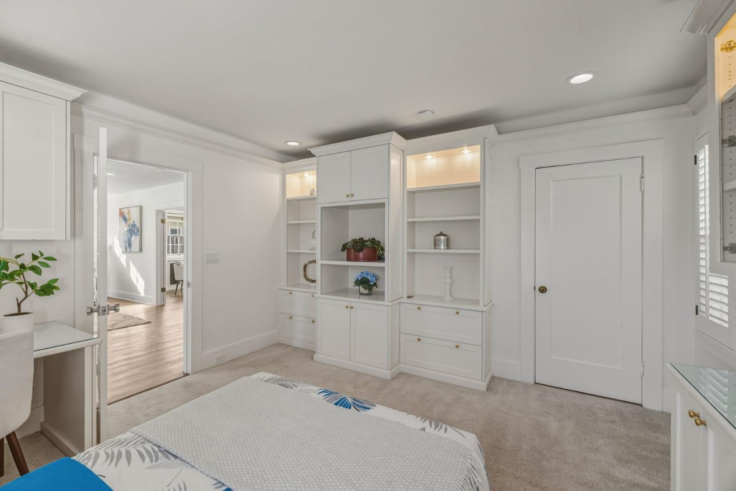 Detail Gallery Image 16 of 44 For 1525 Mckendrie St, San Jose,  CA 95126 - 3 Beds | 2 Baths