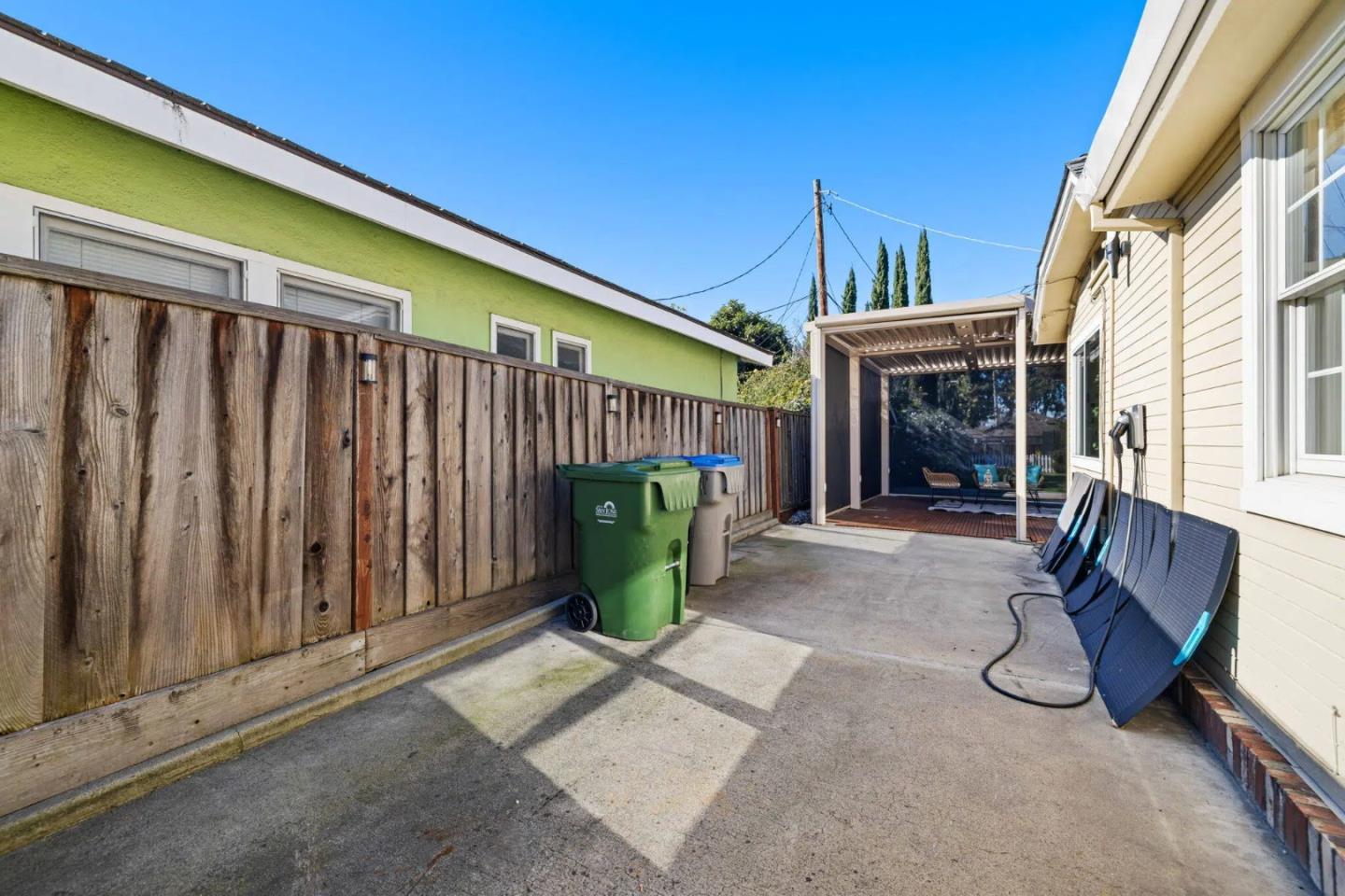 Detail Gallery Image 33 of 44 For 1525 Mckendrie St, San Jose,  CA 95126 - 3 Beds | 2 Baths