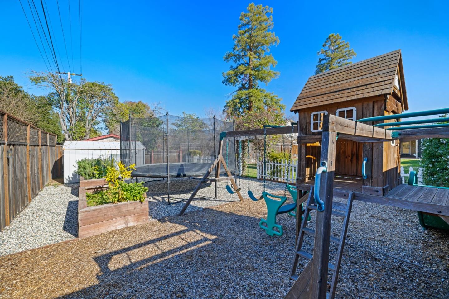 Detail Gallery Image 39 of 44 For 1525 Mckendrie St, San Jose,  CA 95126 - 3 Beds | 2 Baths