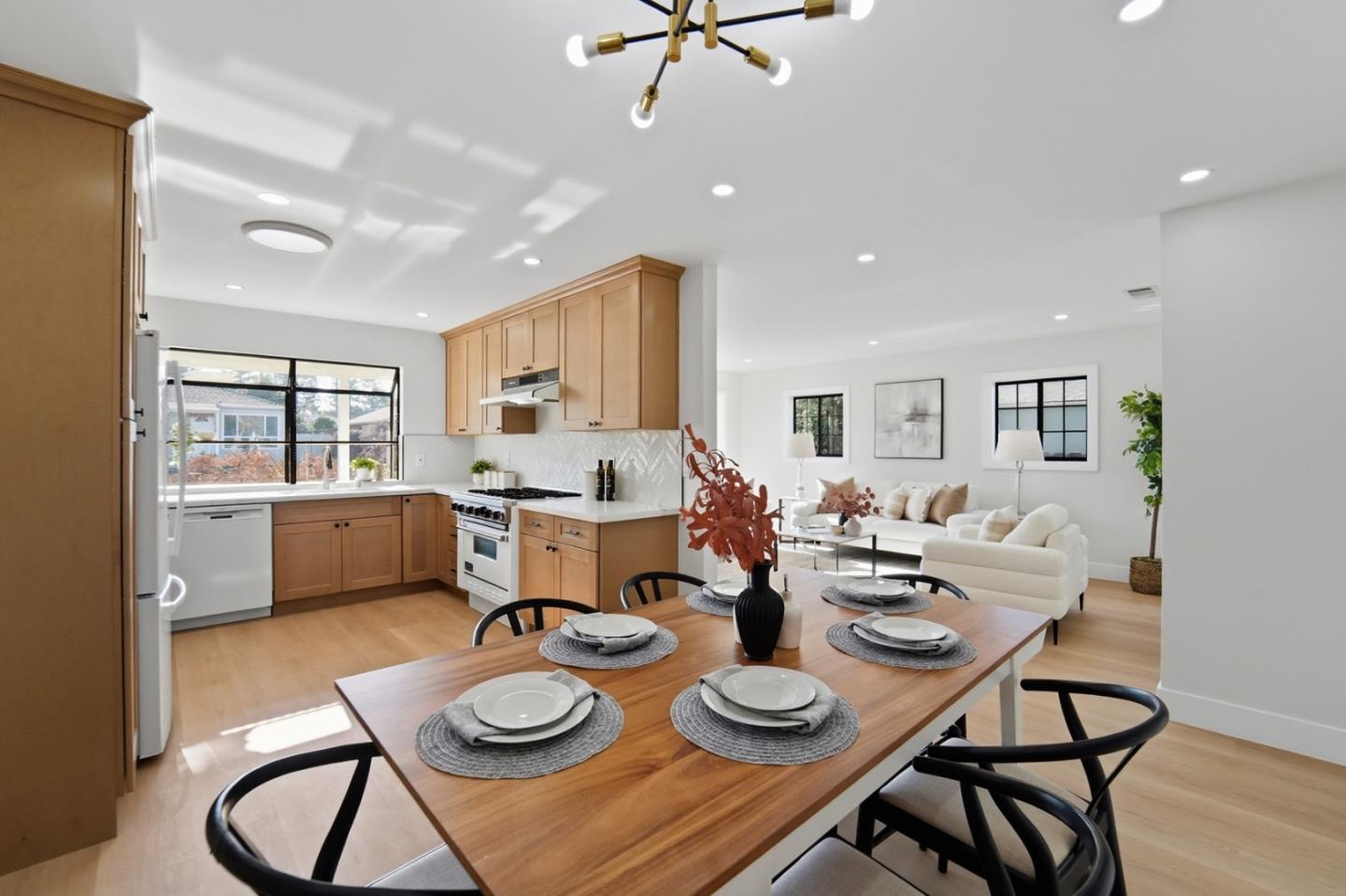 Detail Gallery Image 11 of 39 For 41392 Beatrice St, Fremont,  CA 94539 - 3 Beds | 2 Baths