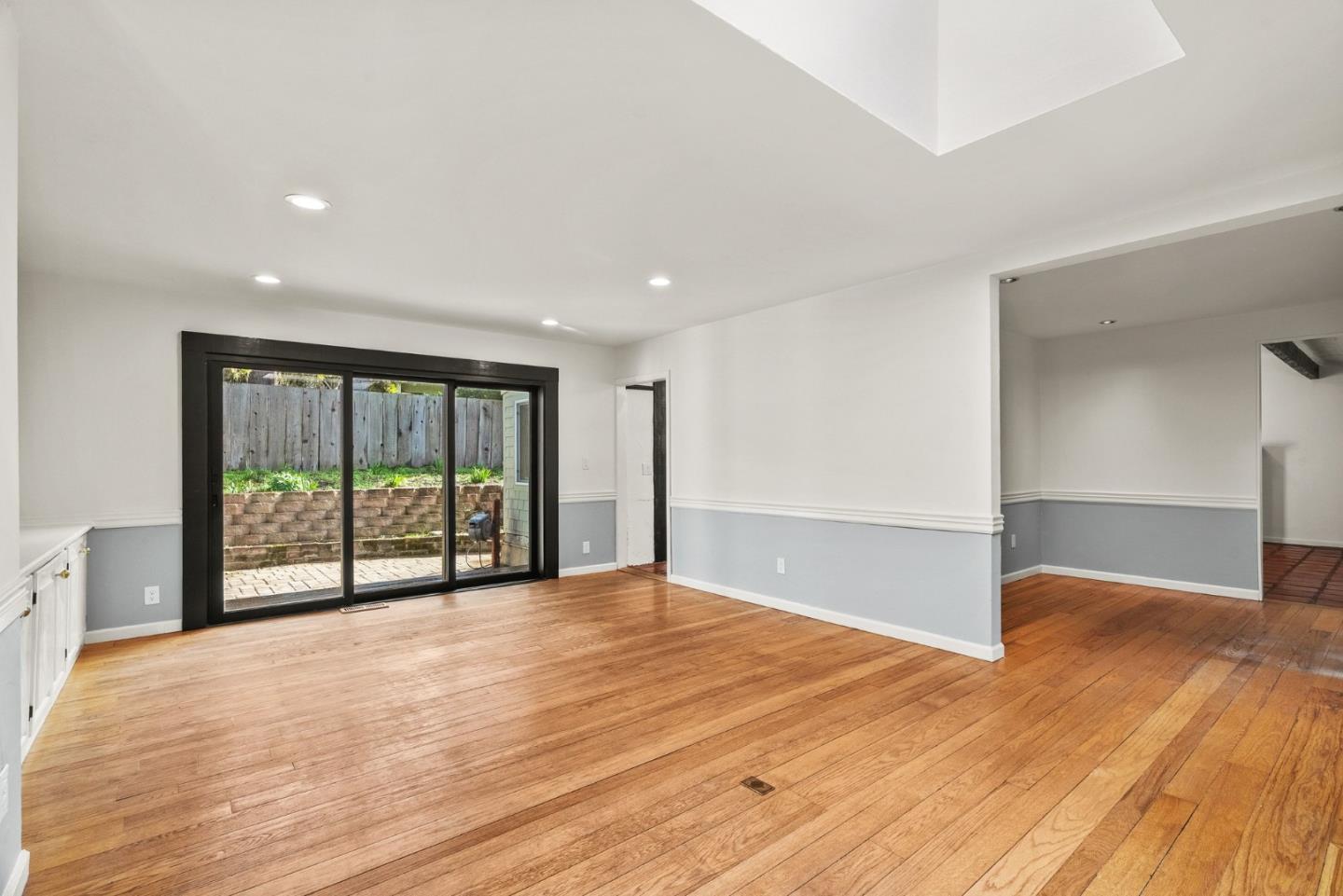 Detail Gallery Image 10 of 35 For 3041 Bird Rock Rd, Pebble Beach,  CA 93953 - 3 Beds | 3 Baths