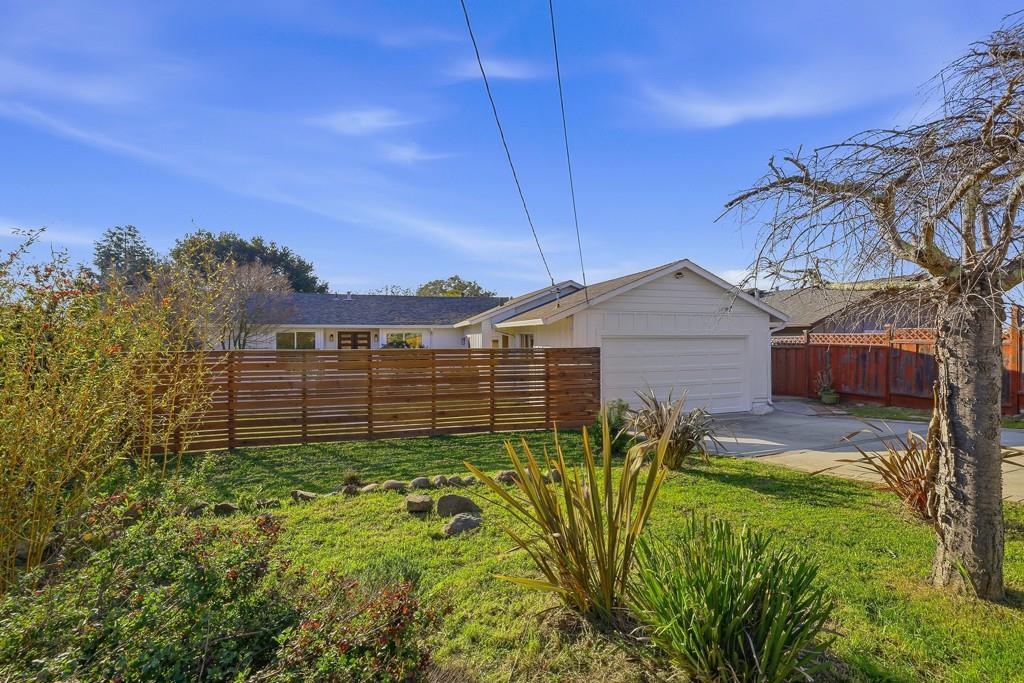 Detail Gallery Image 34 of 66 For 2637 Sequoia Way, Belmont,  CA 94002 - 4 Beds | 3 Baths