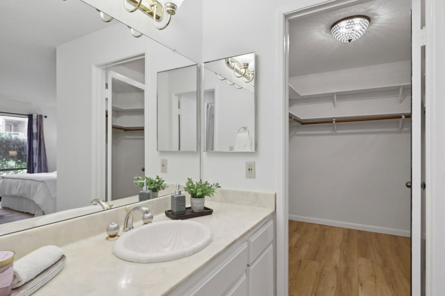 Detail Gallery Image 30 of 48 For 1661 Braddock Ct, San Jose,  CA 95125 - 2 Beds | 2 Baths