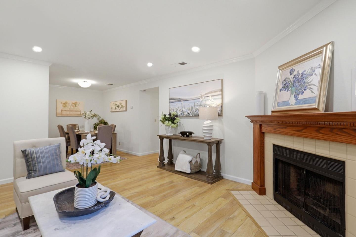 Detail Gallery Image 8 of 48 For 1661 Braddock Ct, San Jose,  CA 95125 - 2 Beds | 2 Baths