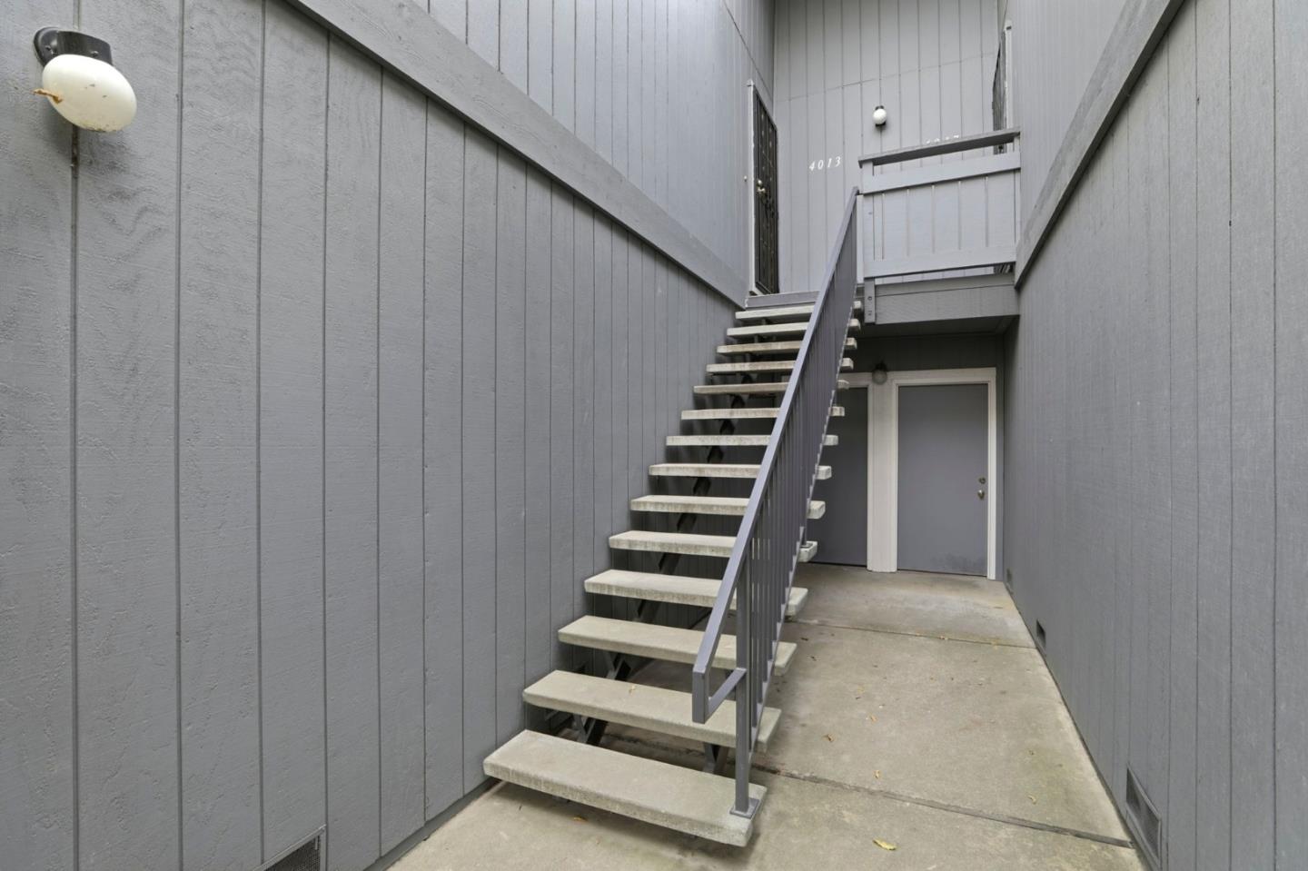 Detail Gallery Image 5 of 40 For 4013 Ralston Cmn, Fremont,  CA 94538 - 2 Beds | 2 Baths