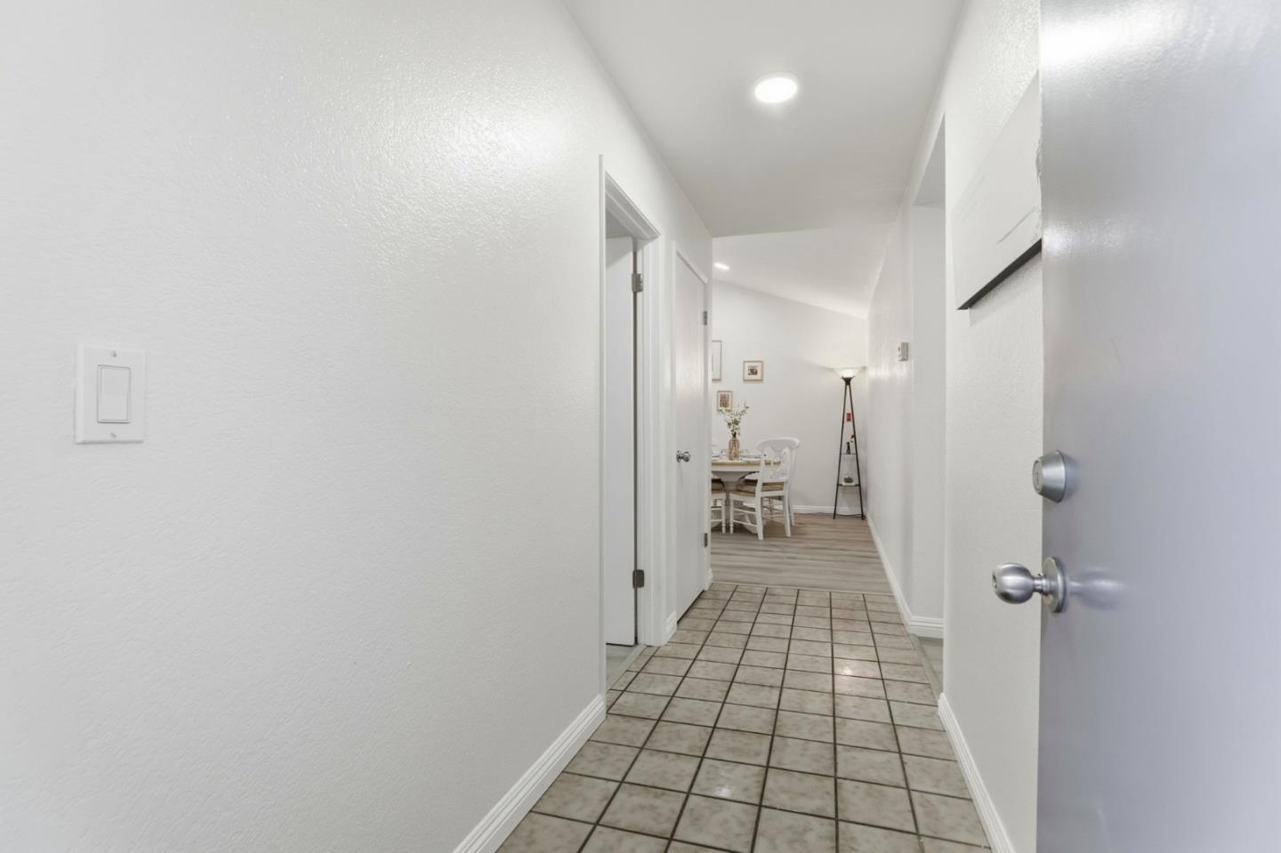 Detail Gallery Image 7 of 40 For 4013 Ralston Cmn, Fremont,  CA 94538 - 2 Beds | 2 Baths