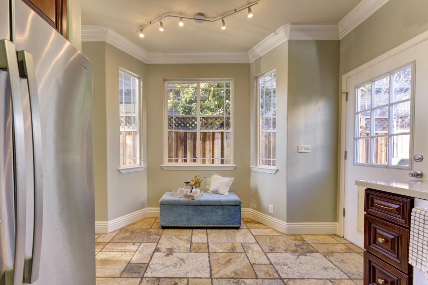 Detail Gallery Image 11 of 37 For 68 S 19th St, San Jose,  CA 95116 - 3 Beds | 3/1 Baths