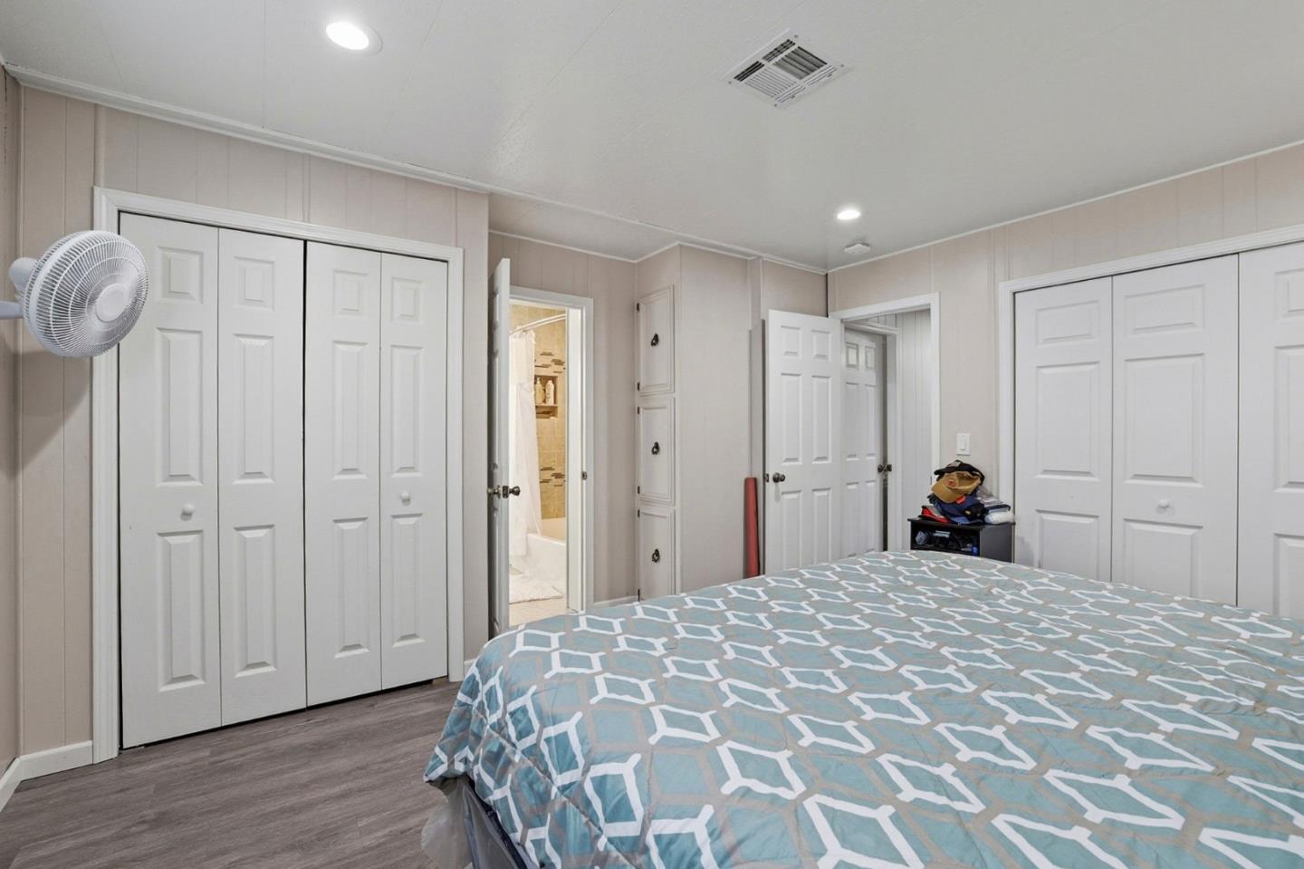 Detail Gallery Image 26 of 41 For 304 Los Encinos St #304,  San Jose,  CA 95134 - 3 Beds | 2 Baths