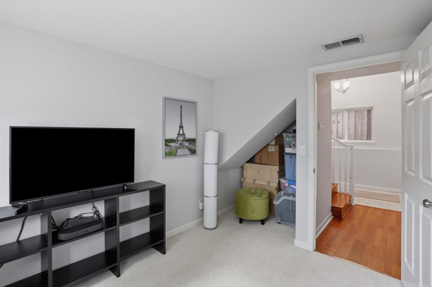 Detail Gallery Image 24 of 33 For 3572 Sunnydays Ln, Santa Clara,  CA 95051 - 4 Beds | 2/1 Baths