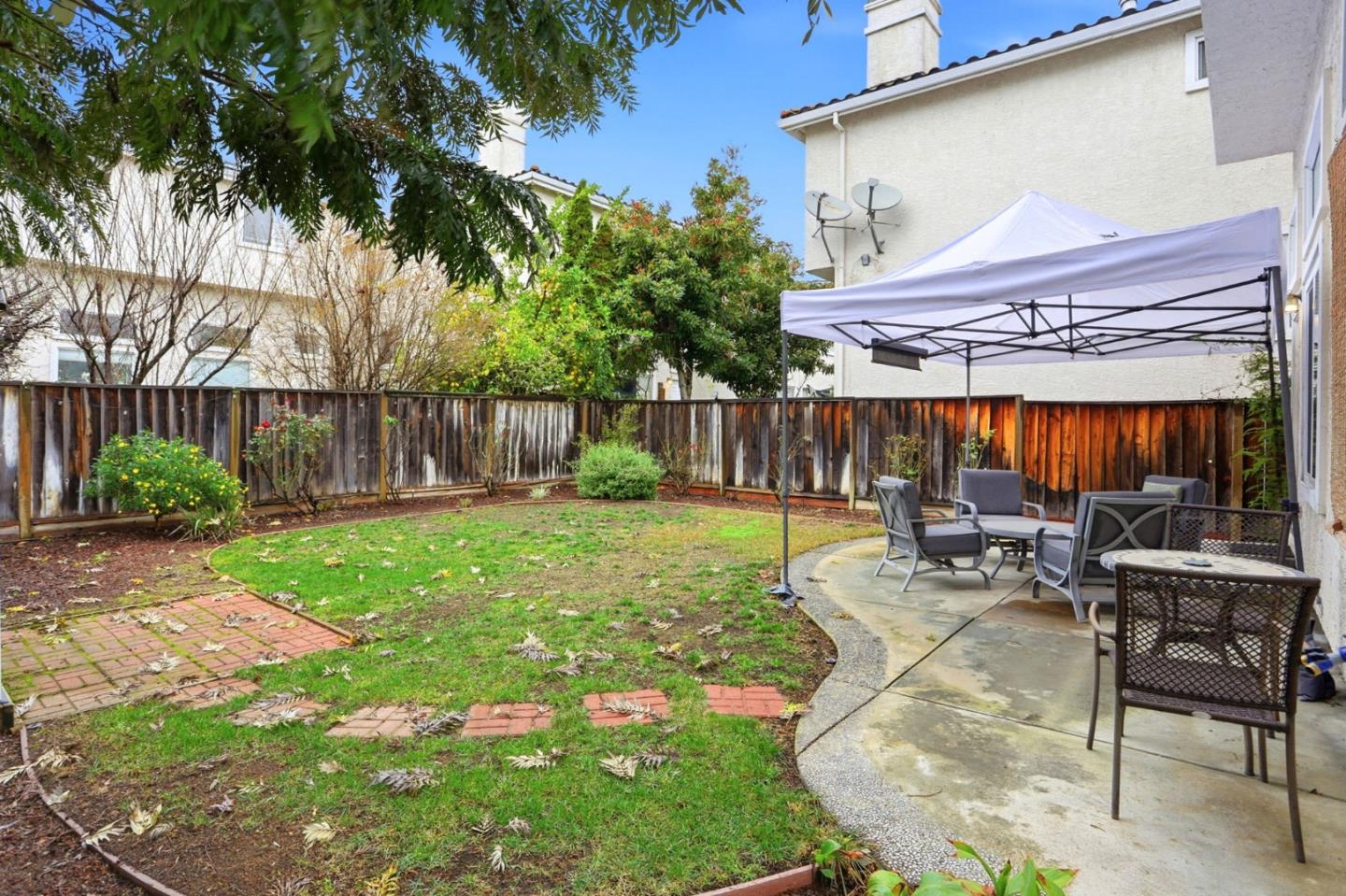 Detail Gallery Image 30 of 33 For 3572 Sunnydays Ln, Santa Clara,  CA 95051 - 4 Beds | 2/1 Baths