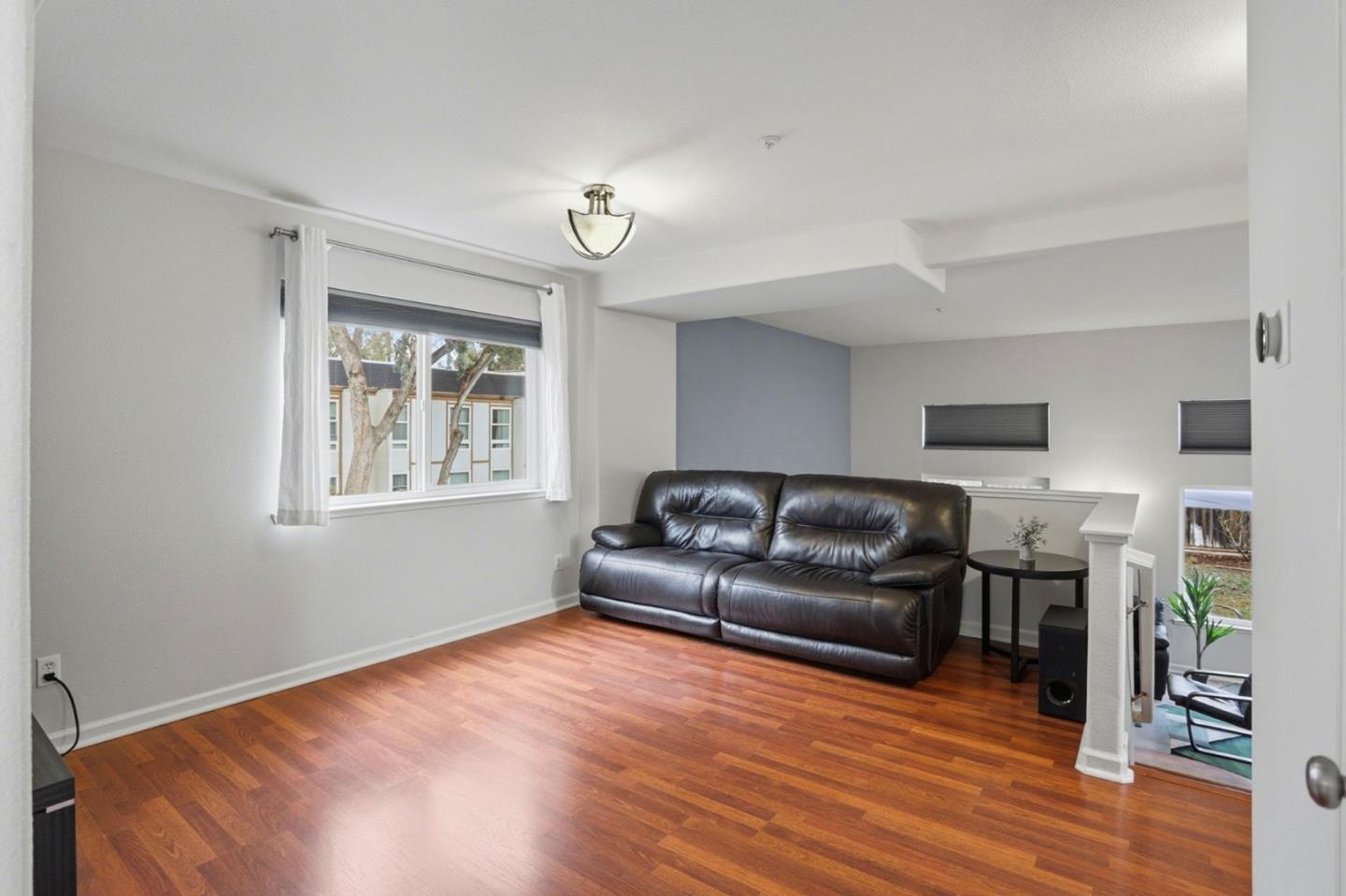 Detail Gallery Image 5 of 33 For 3572 Sunnydays Ln, Santa Clara,  CA 95051 - 4 Beds | 2/1 Baths