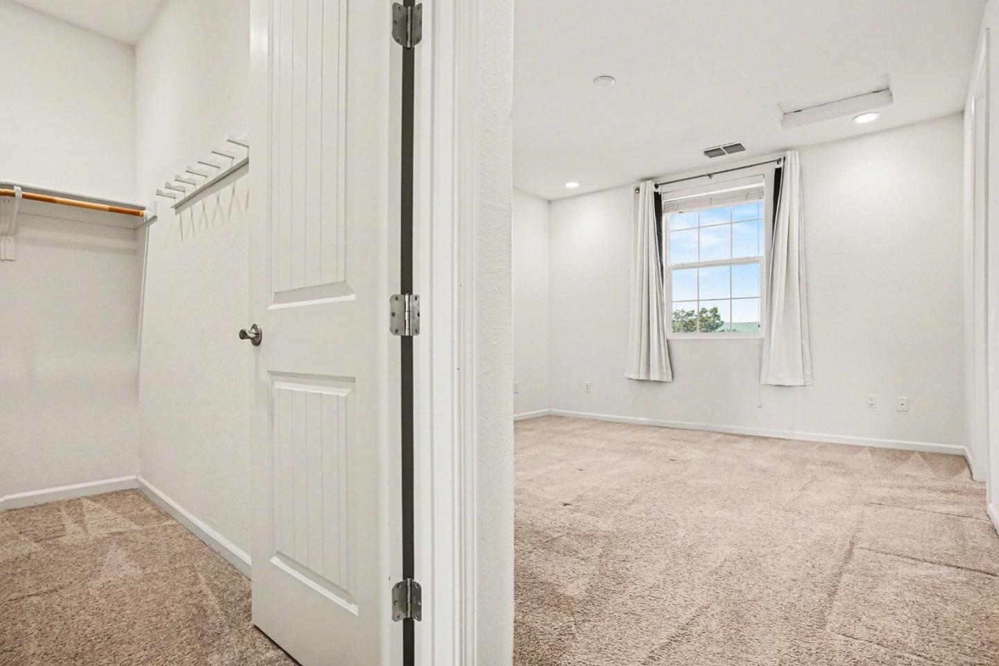 Detail Gallery Image 12 of 21 For 39872 Sawyer Ter, Newark,  CA 94560 - 4 Beds | 3/1 Baths