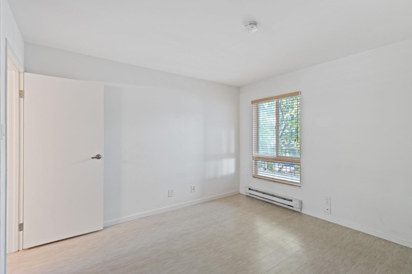 Detail Gallery Image 17 of 38 For 833 N Humboldt St #201,  San Mateo,  CA 94401 - 1 Beds | 1 Baths